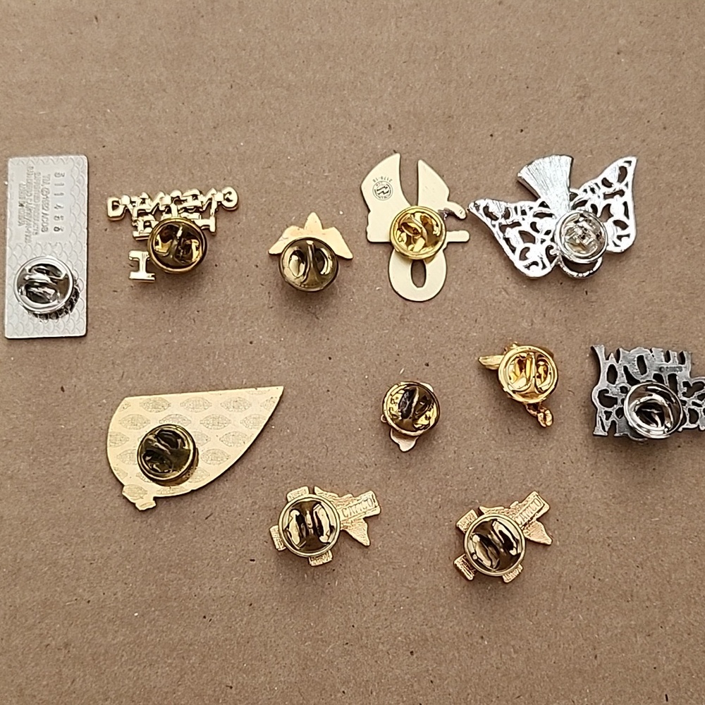 Pin Collection - Picture 2 of 13